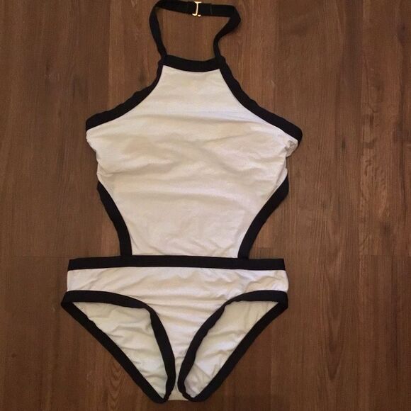 Gianni Bini White Black Cut Out One Piece Swim - Picture 2 of 8
